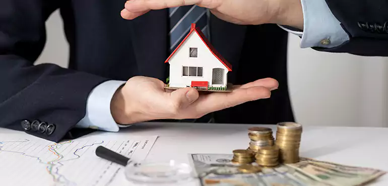 Who Do We Buy Houses From in Fayetteville, NC?